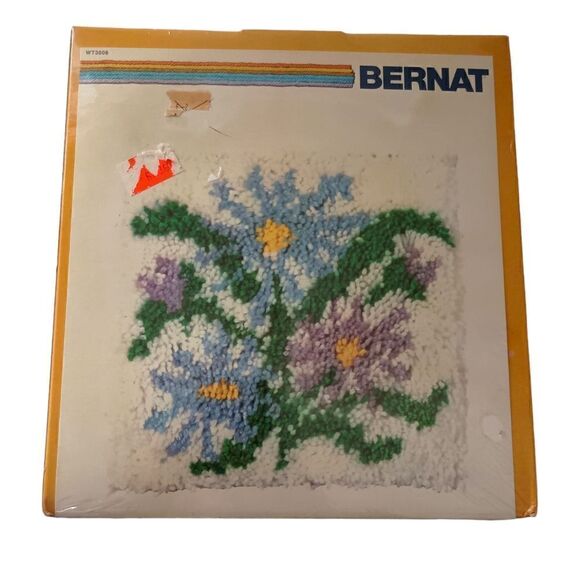 Bernat Latch Hook‎ Kit NEW Asters Flowers Floral 12x12 Vintage 1979 Farmhouse. - Picture 11 of 16